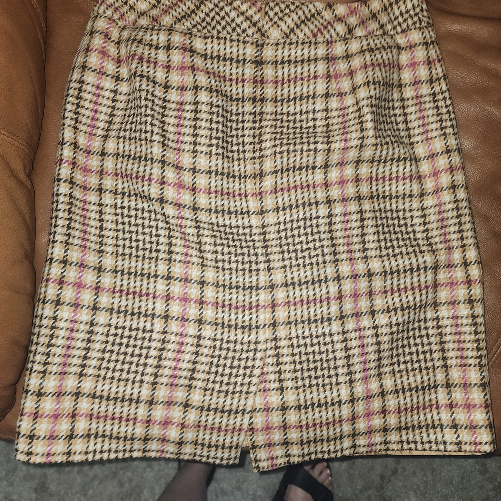 Chadwicks Beige Plaid Mini Skirt with Pink Stripe